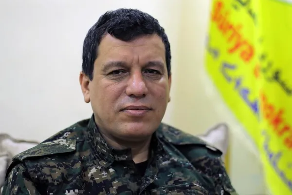 son-dakika-twitter-turkiyeyi-hedef-gosteren-7-bin-891-hesabi-sildigini-acikladi-1585848670830.jpg Twitter'dan göz boyama! Teröristlere gösterdikleri toleransı gizlemeye çalıştılar - 1