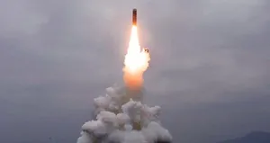 Kuzey Kore’nin fırlattığı füze nereye düştü?