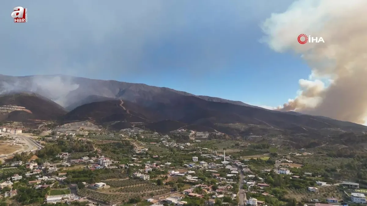Hatay’da yangın bölgesi böyle görüntülendi
