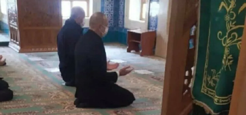 Başkan Erdoğan ve İlham Aliyev şükür namazı kıldı