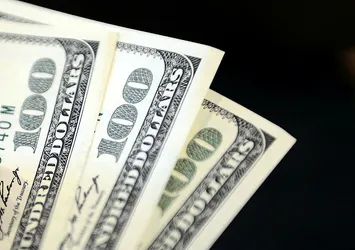 Dolar/TL yılın en düşük seviyesini gördü
