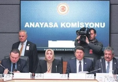 AK Partili kadın vekiller anlattı: Adımın önüne ‘T’ yazarak derste yok saydılar