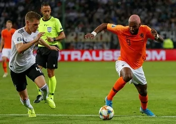 UEFA anketinde Babel de yer aldı