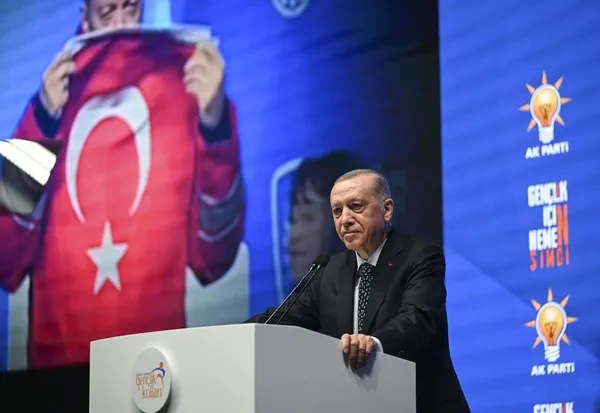 baskan-erdogandan-genclik-icin-hemen-simdi-programinda-onemli-aciklamalar-1682439166231.jpeg