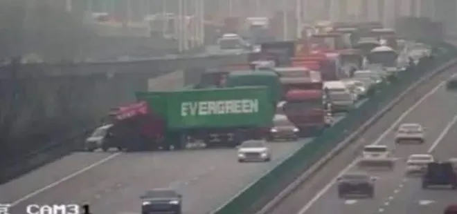 Evergreen Süveyş Kanalı’ndan sonra Çin’de ortaya çıktı!