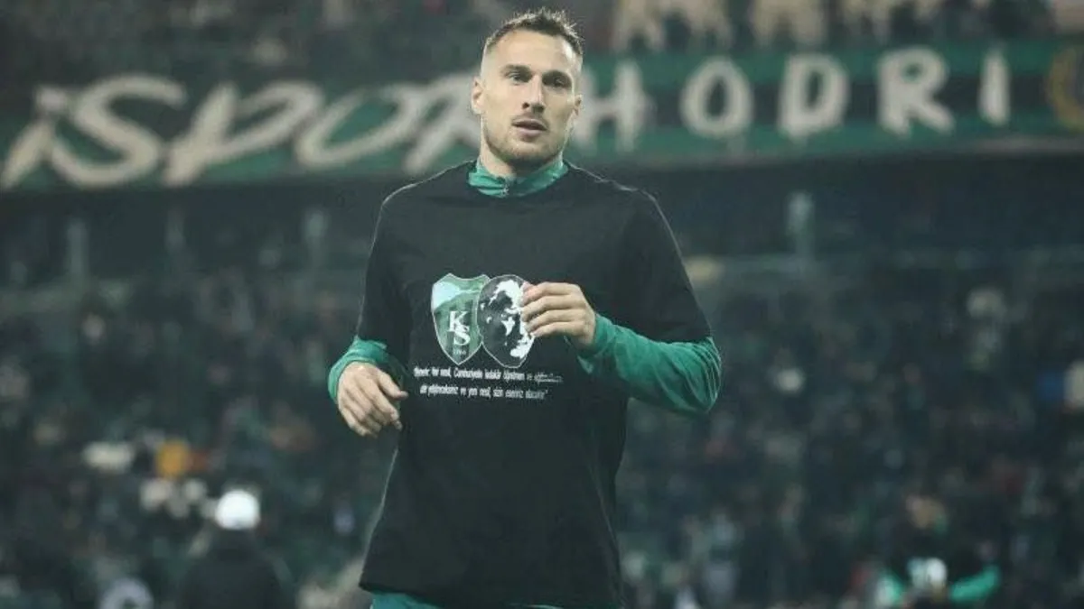 Sakaryaspor, orta saha oyuncusu Josip Vukovic'i kadrosuna kattı