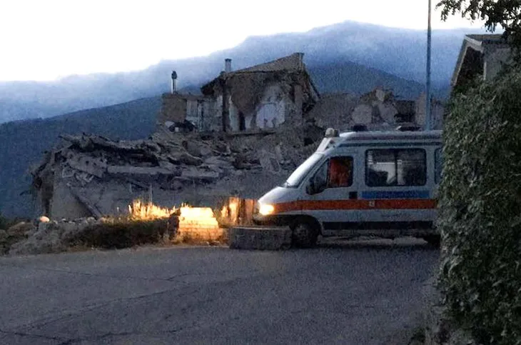 İtalya’daki depremde ölü sayısı artmaya devam ediyor