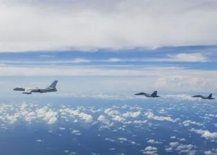 Tayvan gerginliği büyüyor! Çin savaş jetleri Tayvan Boğazı semalarında