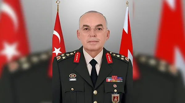 musa-avsever-kimdir-kac-yasinda-kara-kuvvetleri-komutani-org-musa-avsever-hangi-gorevlerde-bulundu-1690888020450.jpg Musa Avsever kimdir, kaç yaşında? Kara Kuvvetleri Komutanı Org. Musa Avsever hangi görevlerde bulundu? - 2