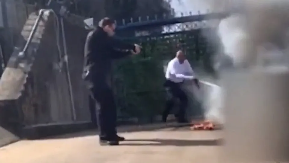 Batı insanlıkta sınıfta kaldı! 'Soykırıma hayır' diyerek kendini yakan ABD askeri Bushnell'i 'anarşist' ilan ettiler