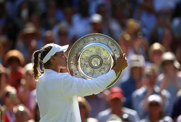 Son dakika: Wimbledon kadınlarda Kazak Elana Rybakina zaferi