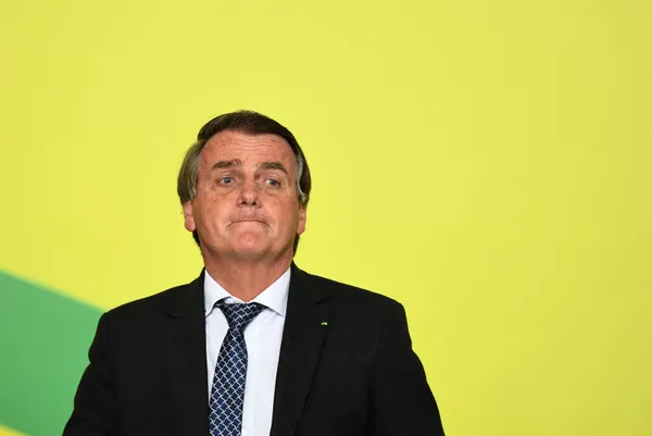son-dakika-brezilya-devlet-baskani-jair-bolsonaro-hastaneye-kaldirildi-1641207556245.jpg Son dakika: Brezilya Devlet Başkanı Jair Bolsonaro hastaneye kaldırıldı - 2