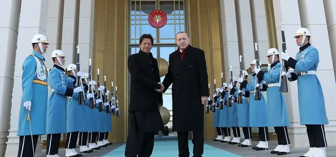 Son dakika: Pakistan Başbakanı Han, ülkesinin Türkiye’ye desteğini yineledi