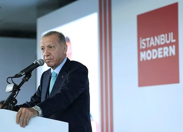 son-dakika-baskan-erdogandan-onemli-aciklamalar-1684504695922.jpeg Son dakika | Başkan Erdoğan'dan İstanbul Modern'de önemli mesajlar: Zihinsel devrimin en önemli adımı - 6