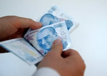 SGK emekli maaşlarının ödeneceği tarihi açıkladı