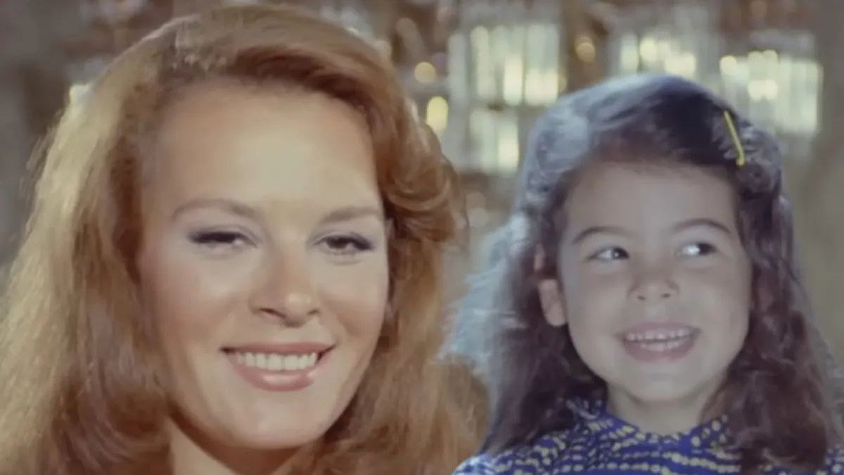 İbo ile Güllüşah’ın çocuk yıldızıydı! Hülya Koçyiğit’in kızı annesinin tıpatıp aynısı!