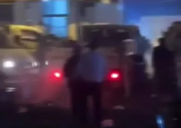 Avcılar'da kına gecesine aracıyla böyle daldı