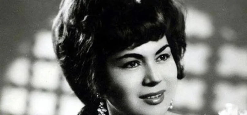 Usta müzisyen Yıldız Ayhan'dan acı haber! "Halk Müziğimiz'in yıldızını kaybettik"