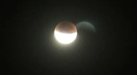 AY TUTULMASI TARİHİ BELLİ OLDU! Ay tutulması ne zaman, saat kaçta? Türkiye’den gözükecek mi?