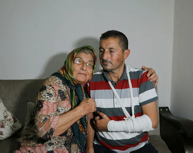 Adana’da işitme engelli adama cadde ortasında feci dayak - 4