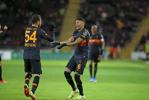 Hatay’dan Torrent’e dört gollü hoş geldin! Hatayspor 4-2 Galatasaray MAÇ SONUCU-ÖZET