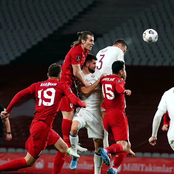 Şenol Güneş’ten Letonya maçı sonrası açıklamalar: Bizim adımıza hayal kırıklığı