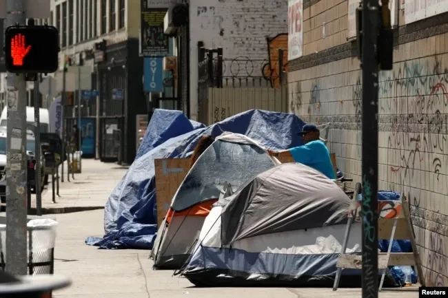 Son dakika: İşte ABD gerçeği! Dünyanın bir numaralı ekonomisine sahip Los Angeles’ta 100 binden fazla kişi sokakta yaşıyor