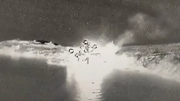 Son dakika: Ukrayna video paylaşıp açıkladı: Bir Rus gemisini daha vurduk!