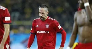 Eski G.Saraylı Ribery TV yorumcusunu dövdü