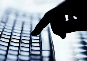 Çin'de yaklaşık 4 bin internet sitesi kapatıldı