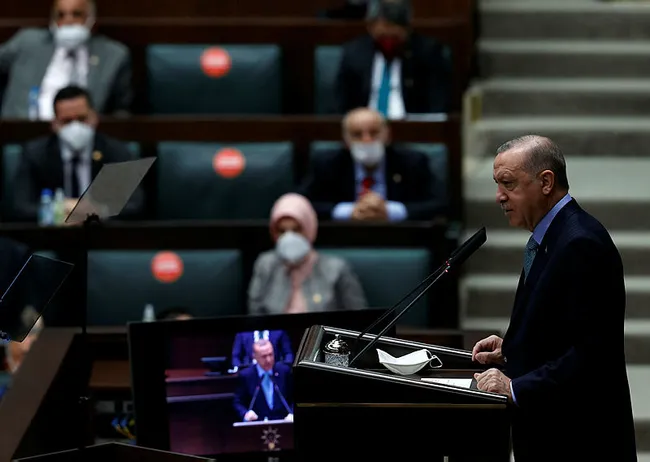 Başkan Erdoğan izlettirdi: CHP’nin HDP ve PKK ile ilişkisi tek videoda