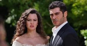 Mahir ve Canfeza Asaf Bey köşkünde!