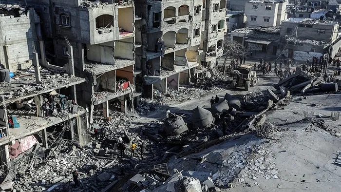 insanlik-disi-katliam-boyut-atladi-katil-israil-ordusu-refah-isgalini-genisletti-1719594690458.jpg İnsanlık dışı katliam boyut atladı! Katil İsrail ordusu Refah işgalini genişletti - 5