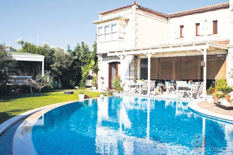 Cedi Osman Ebru Şahin için kesenin ağzını açtı! Alaçatı'da lüks villa kiraladı 6