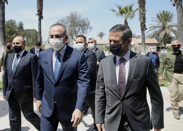Son dakika: Dışişleri Bakanı Mevlüt Çavuşoğlu'ndan KKTC'de kritik temaslar! Cumhurbaşkanı Ersin Tatar kabul etti - 6