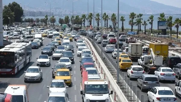 AK Parti yaptı CHP lideri Özgür Özel ballandıra ballandıra anlattı! İzmir’deki trafik çilesini itiraf etti