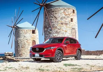 Mazda iki yeni modelle atağa geçti