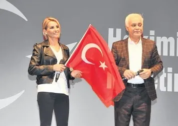 Türkiye’nin starları tek yürek oldu