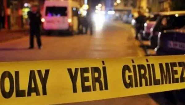izmirde-husumetli-iki-grup-arasinda-kiraathanede-cikan-silahli-kavgada-5-kisi-oldu-1683830682956.jpg İzmir'de husumetli iki grup arasında silahlı kavga: 5 kişi öldü! - 2