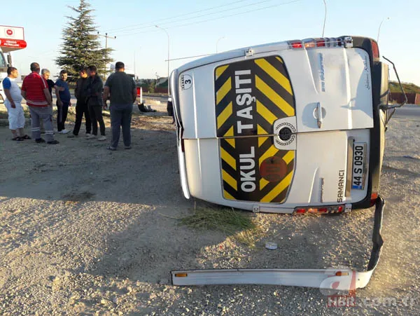 Malatyaspor taraftarını taşıyan otobüs devrildi 6