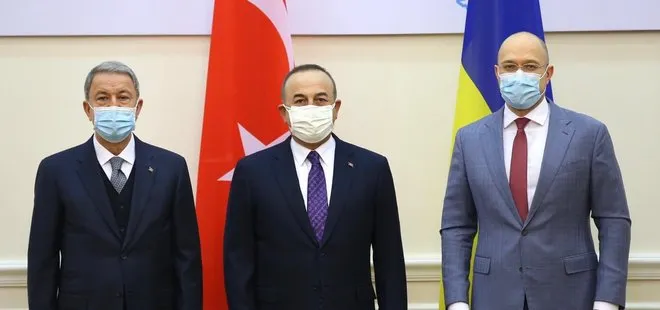 Milli Savunma Bakanı Hulusi Akar ve Dışişleri Bakanı Mevlüt Çavuşoğlu Ukrayna Başbakanı Şmıgal ile görüştü