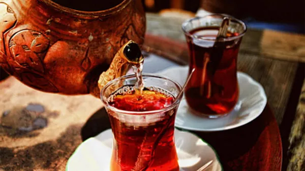 Çay tiryakileri dikkat! Özellikle şekerli tüketenler risk altında... - 1