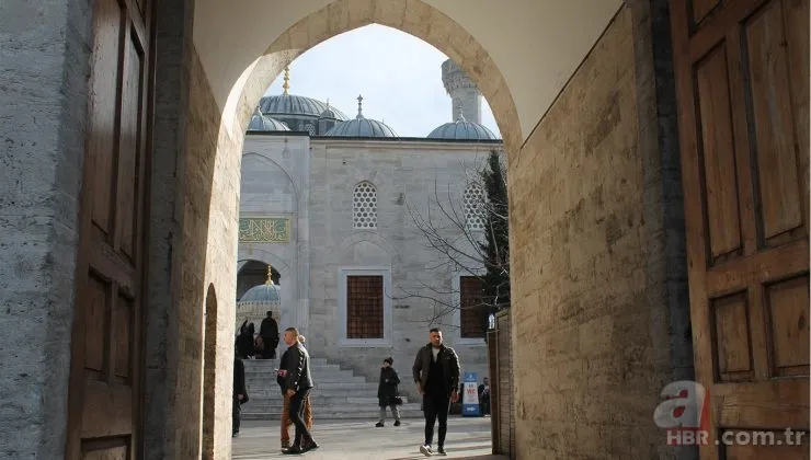 İsveç'te Kur'an-ı Kerim yakıldı Türkiye ayağa kalktı! Sabah namazıyla birlikte tek ses olarak sert tepki 13
