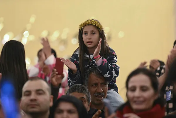 romanlar-ile-iftar-bulusmasinda-baskan-erdogandan-kritik-aciklamalar-basari-hanemize-yeni-yildizlar-ekleyecegi-1680980566321.jpg Romanlar ile İftar Buluşması’nda Başkan Erdoğan’dan kritik açıklamalar: Başarı hanemize yeni yıldızlar ekleyeceğiz - 4