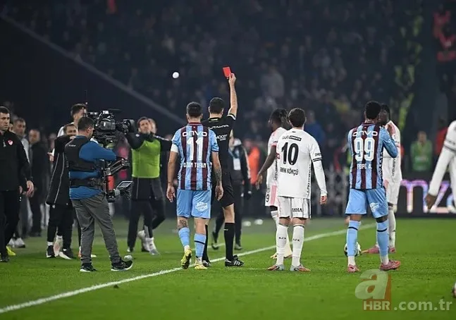 VAR kayıtları açıklandı! Trabzonspor-Beşiktaş derbisindeki kırmızı kartta ne konuşuldu? 12
