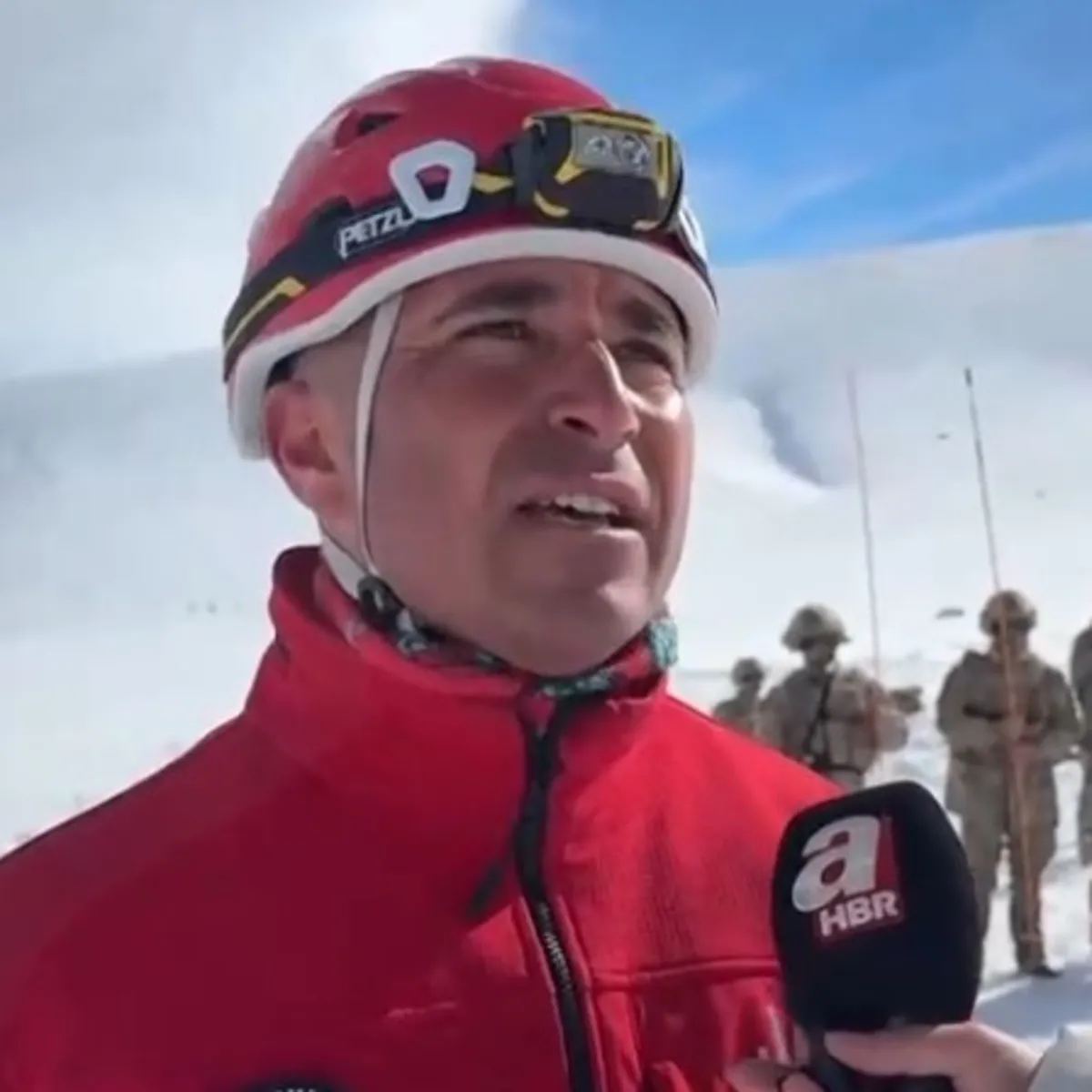 Van'da nefes kesen çığ tatbikatı A Haber'de: JAK timleri ve komandolar teyakkuzda