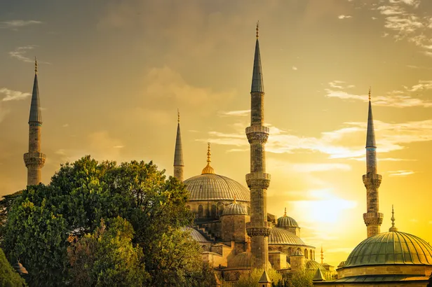Üç aylar iftar saatleri: 13 Şubat İstanbul, Ankara, İzmir ve il il akşam ezanı saati kaçta? İşte iftar vakitleri... - 2