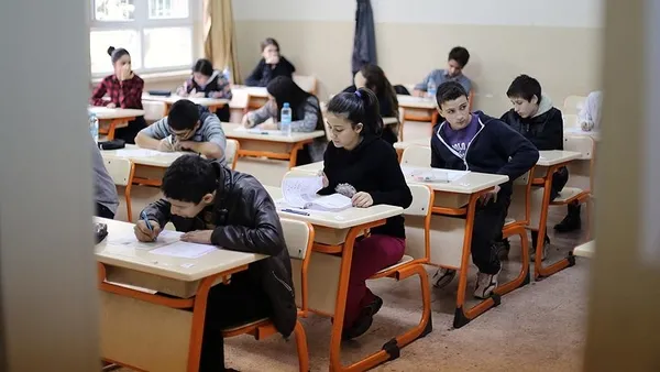 bursluluk-sinavi-iokbs-kac-saat-surecek-2021-bursluluk-sinavi-kacta-bitiyor-1630821888227.jpg Bursluluk sınavı İOKBS kaç saat sürecek? 2021 bursluluk sınavı kaçta bitiyor? - 1