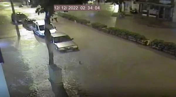 Kumluca'da sel felaketi! Korkunçlar anlar kamerada - 4