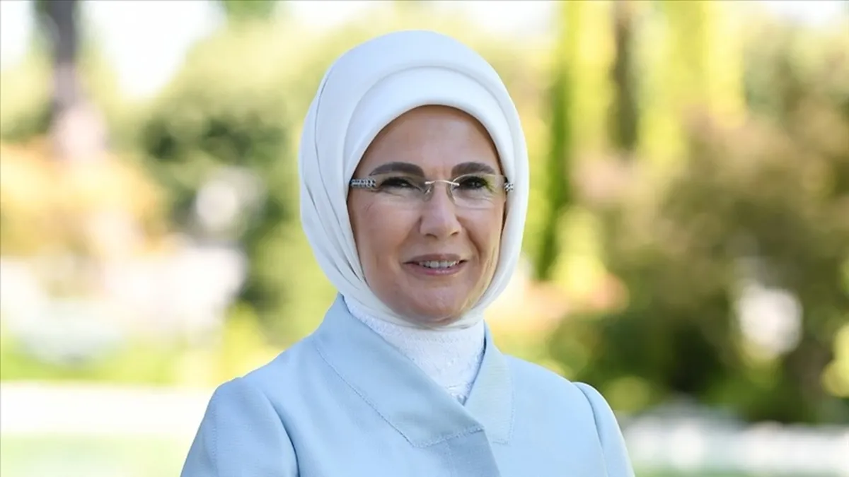 Emine Erdoğan'dan LGS'ye girecek öğrencilere başarı mesajı!